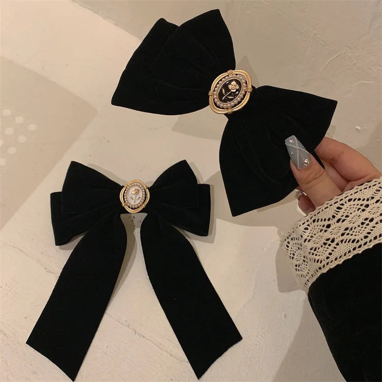 New Black Velvet Bow Hair Pins Elegant Fabric Alloy Roses Hair Clips for Women Fashion Ponytail Barrette Heawear Accessories